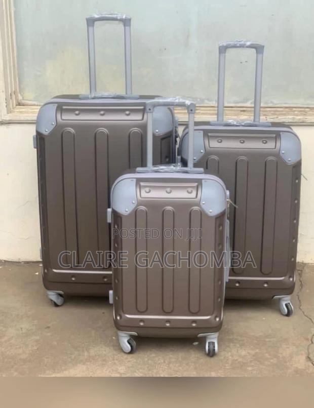 New 3 in 1 Luxurious Traveling Suitcase - thumbnail 2