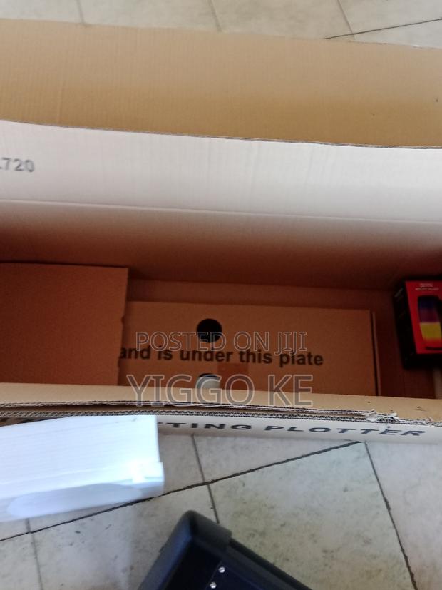 Hot Sale 2 Feet Normal Cutting Plotters - thumbnail 3