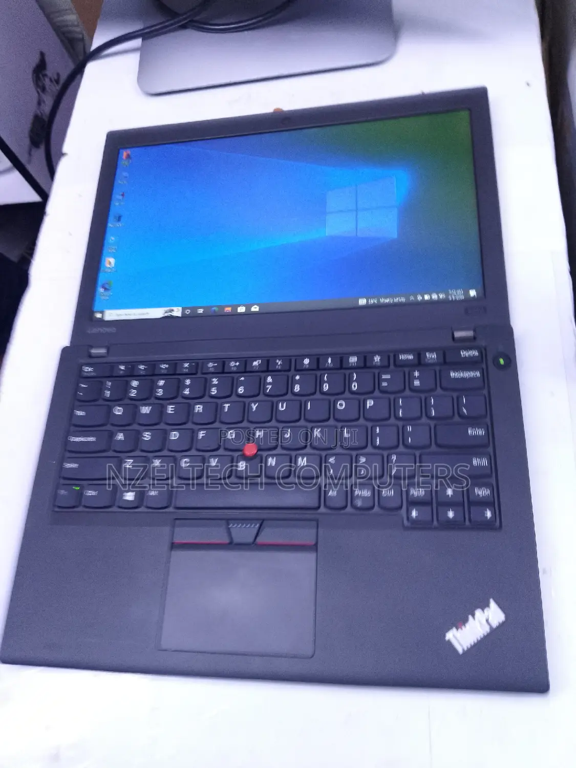 Laptop Lenovo ThinkPad X270 8GB Intel Core I5 SSD 256GB