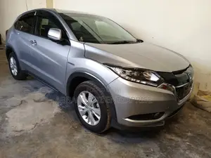 Honda Vezel 1.5 Hybrid 2WD 2017 Silver