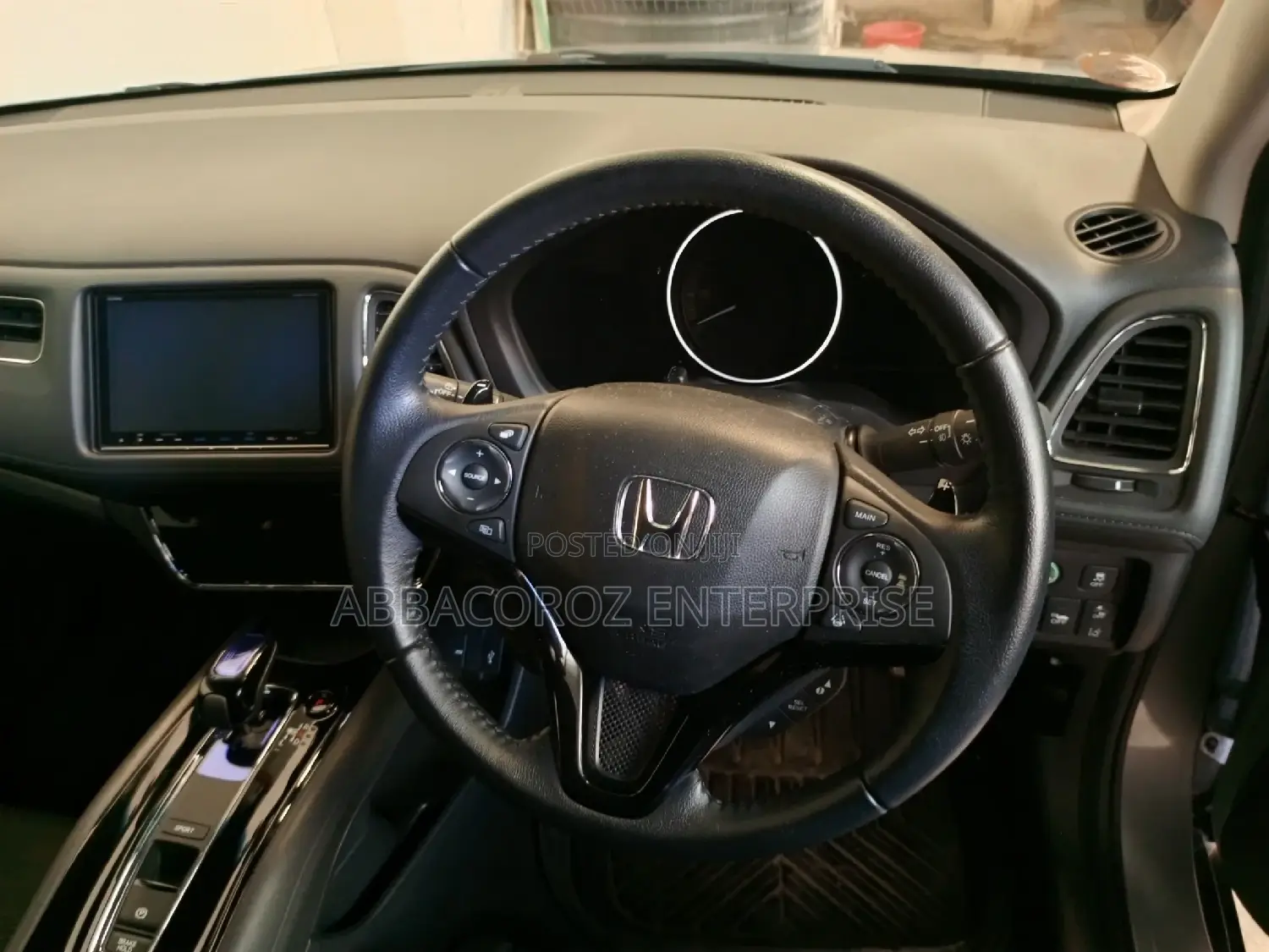 Honda Vezel 1.5 Hybrid 2WD 2017 Silver