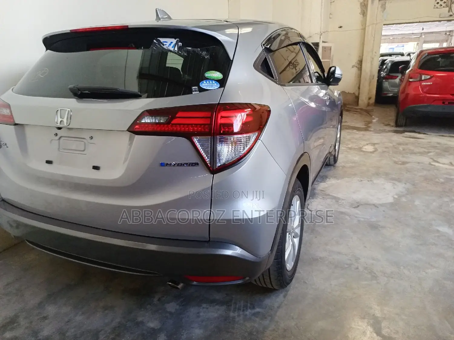 Honda Vezel 1.5 Hybrid 2WD 2017 Silver