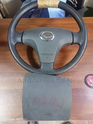 Daihatsu Move Airbags