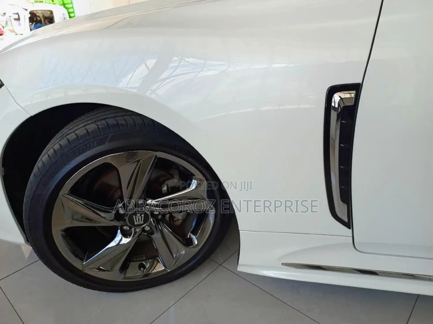 Toyota Crown 2018 Pearl