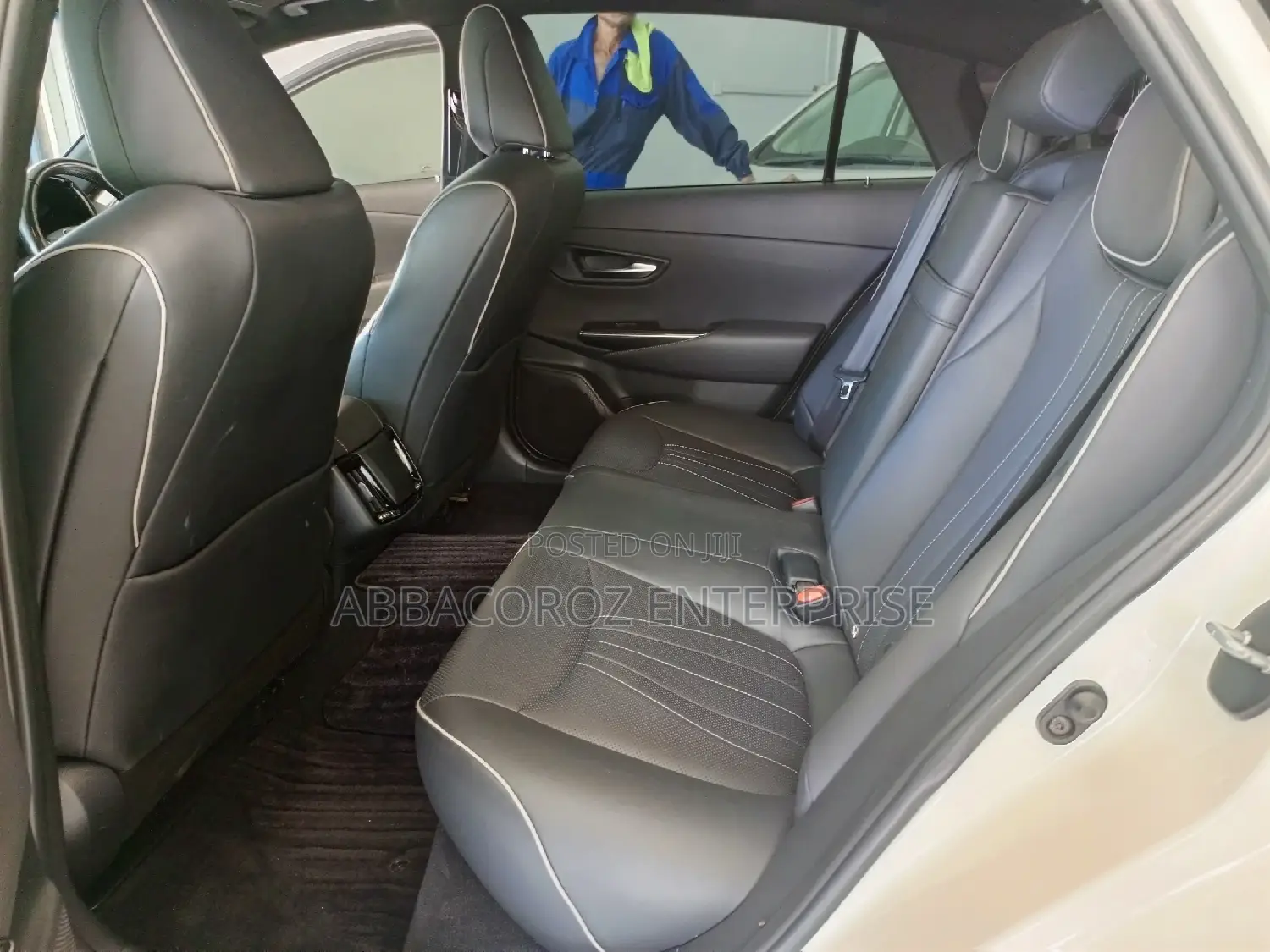 Toyota Crown 2018 Pearl