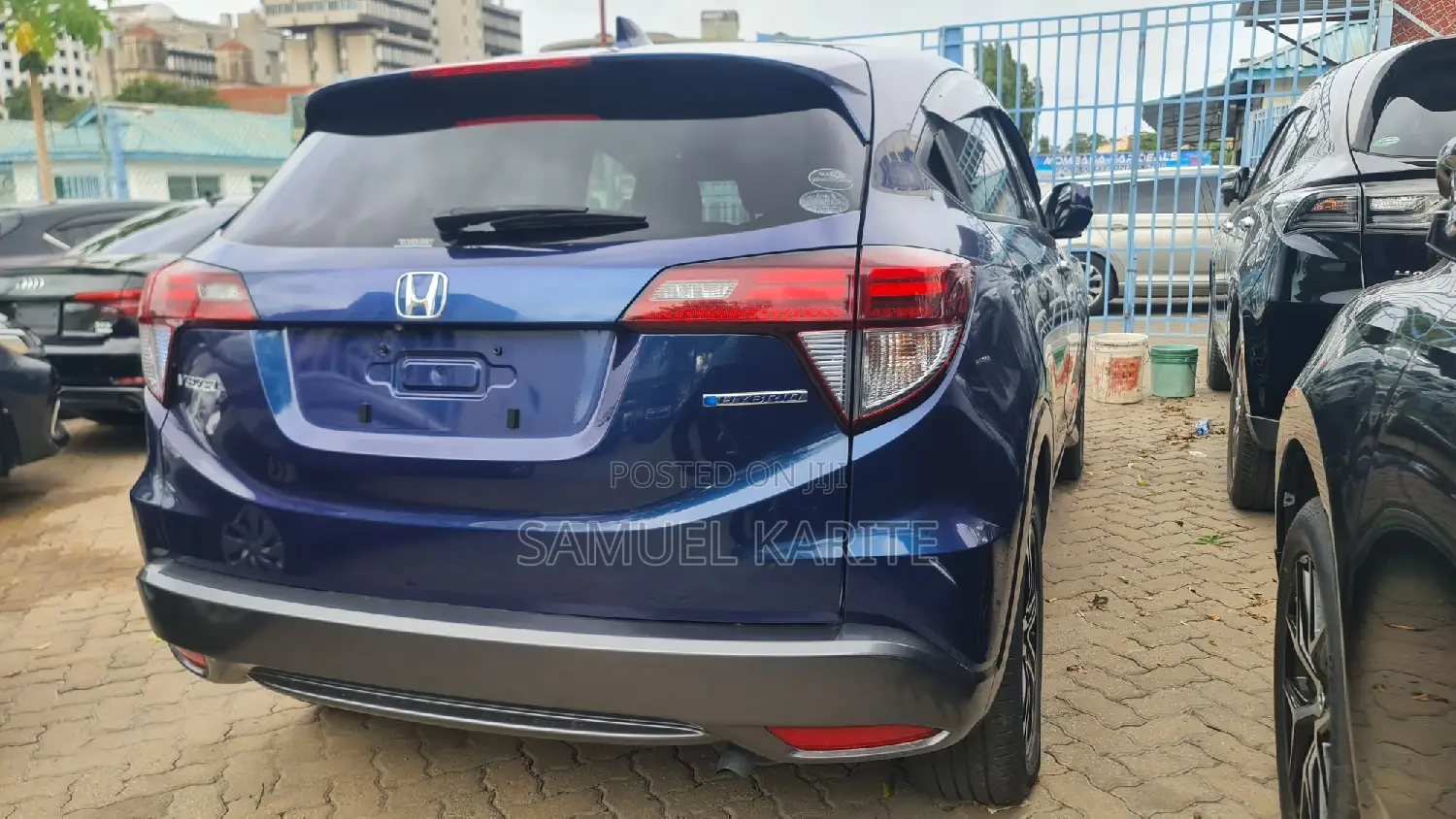 Honda Vezel 2018 Blue