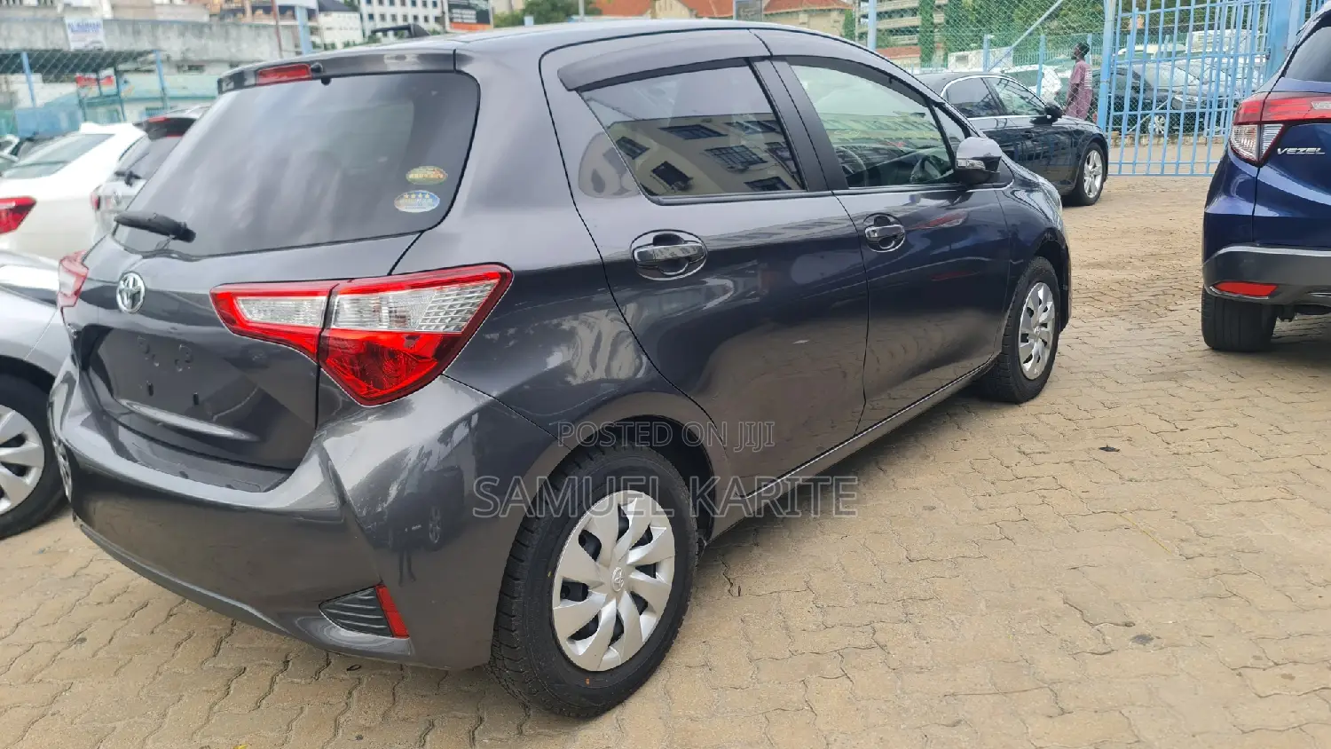 Toyota Vitz 2018 Black