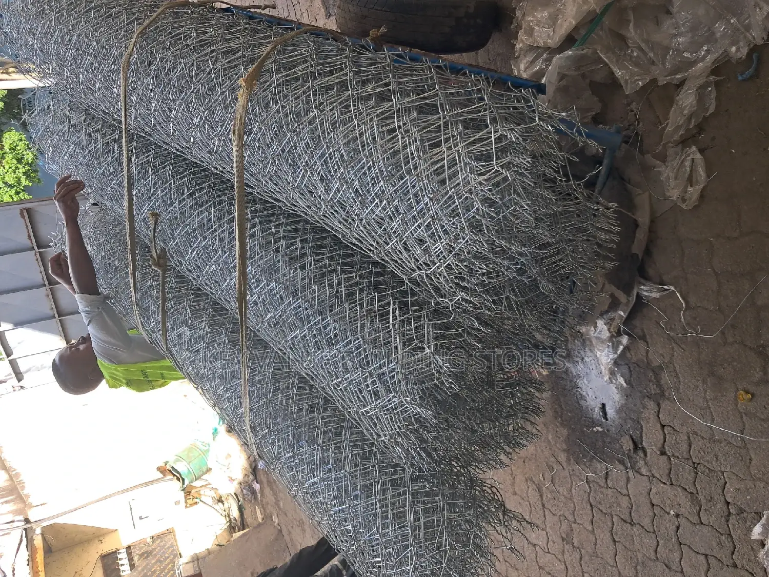 Heavy Galvanized Chainlink Fencing 11g Mesh 80×80 8fts