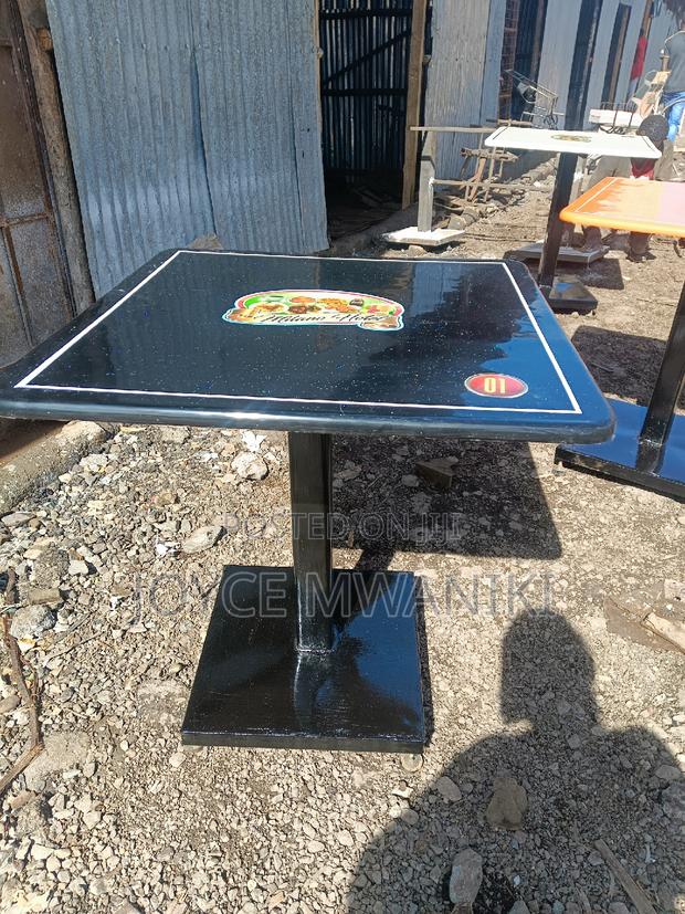 Restaurant Marble Table, Branded With Number  - thumbnail 5