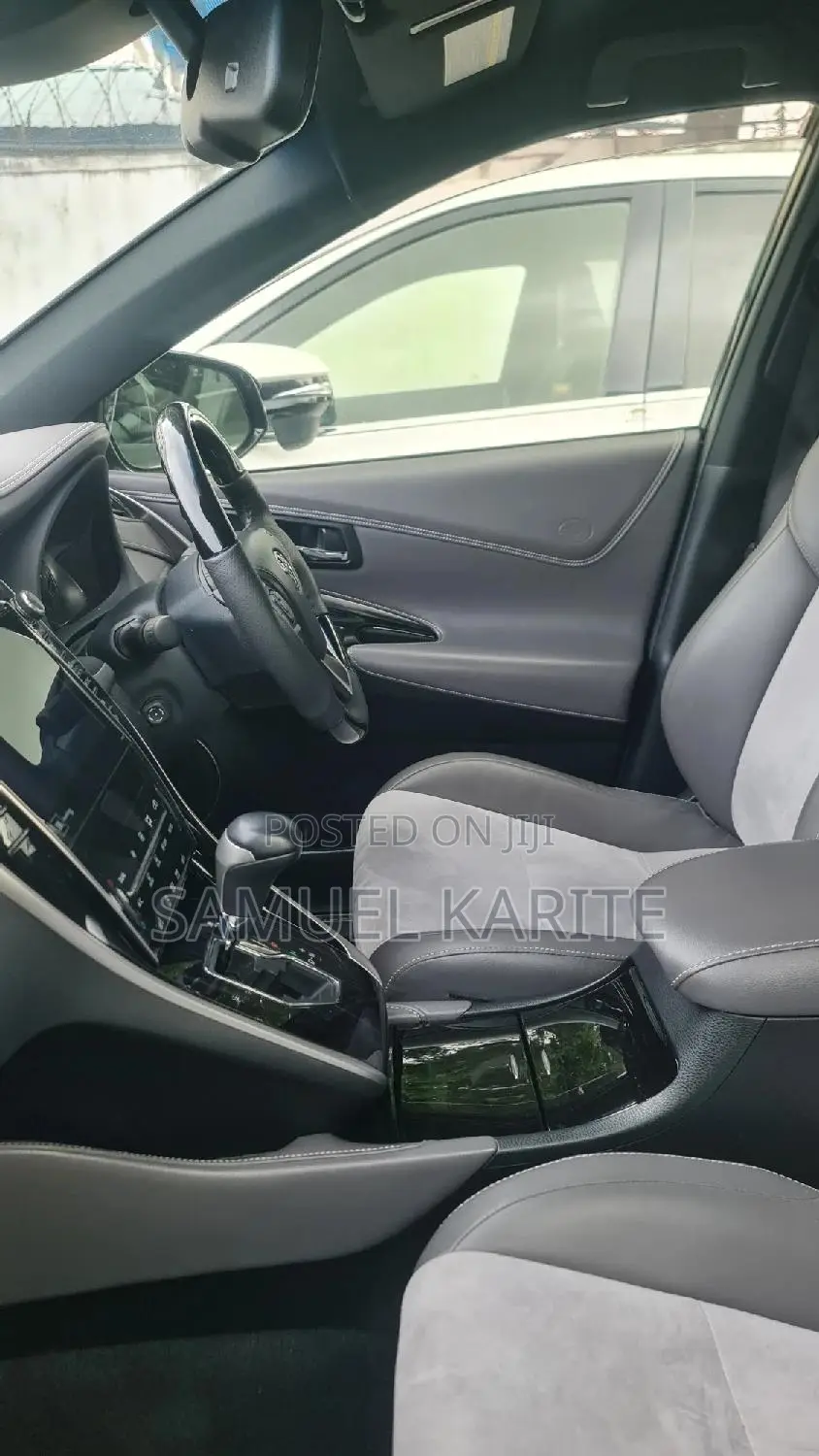 Toyota Harrier 2018 Black