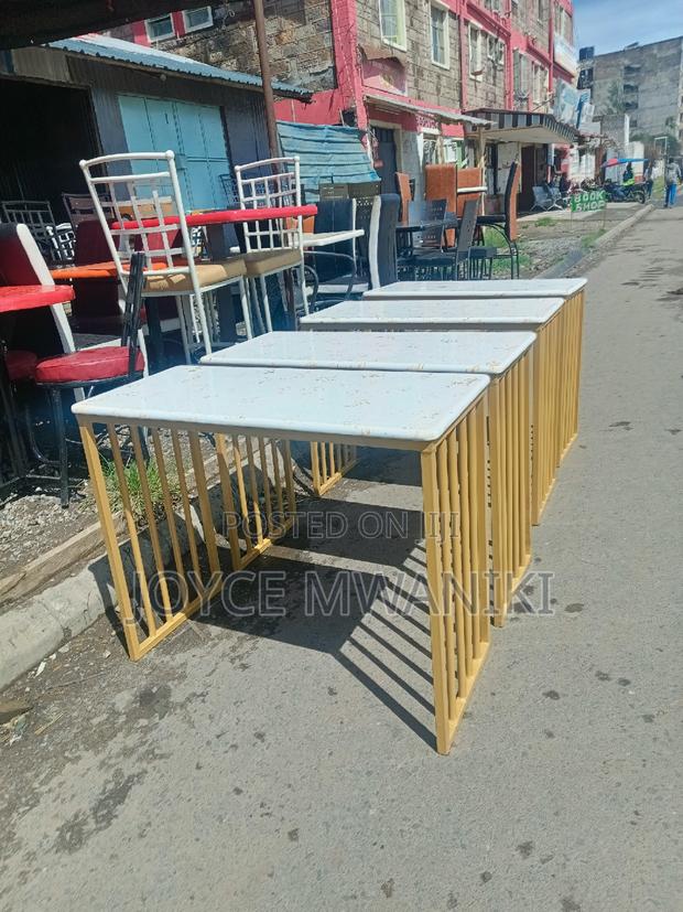 Manicure Marble Table - main view