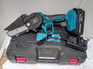 Rechargeable Pruning Saw - thumbnail 2