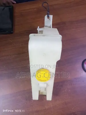 Nissan Extrail Nt 30 Coolant Bottle