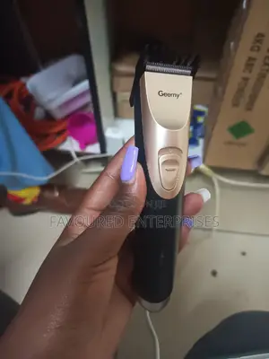 Geemy Professional Clean Cut Hair