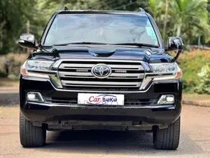 Toyota Land Cruiser 2016 Black