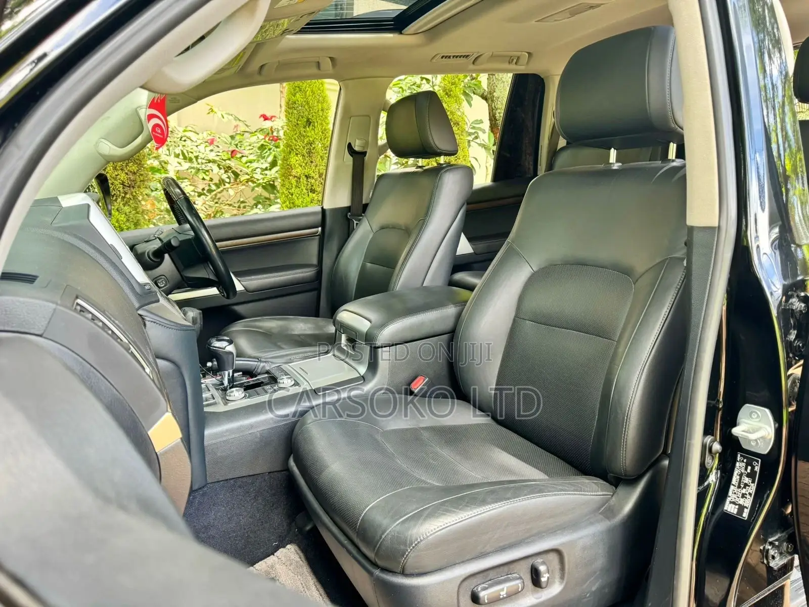 Toyota Land Cruiser 2016 Black