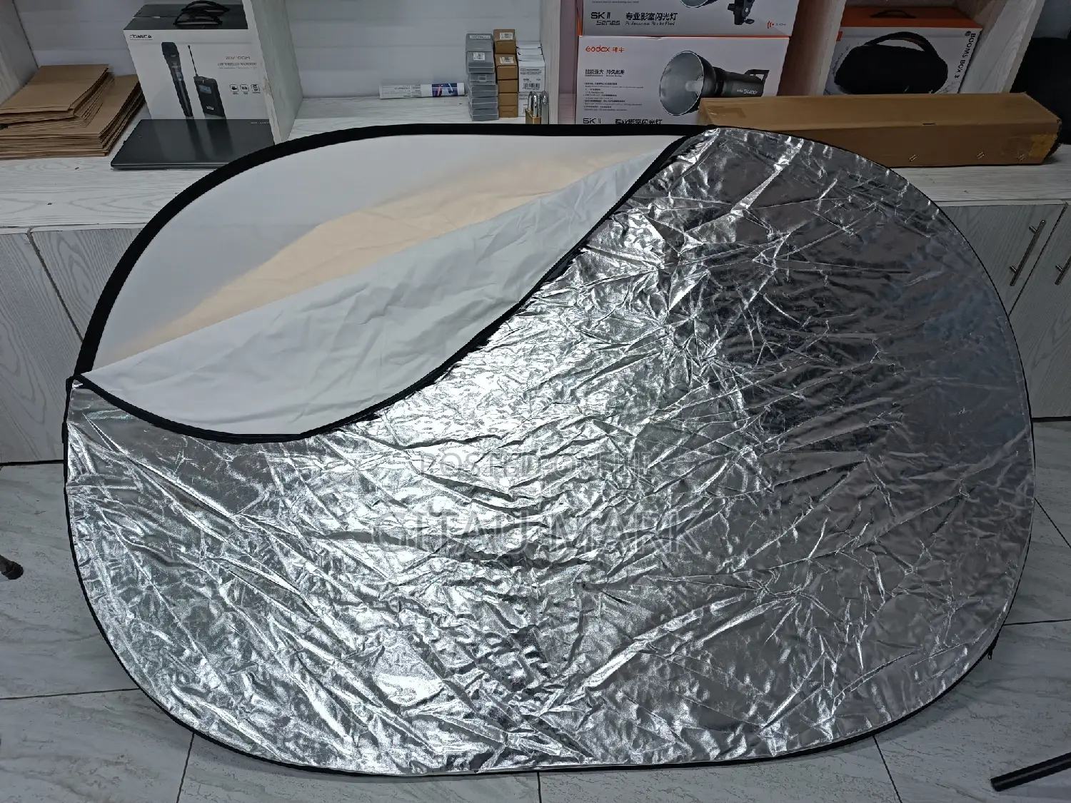 120cm by 180cms Softbox 5 in 1 Light Reflector