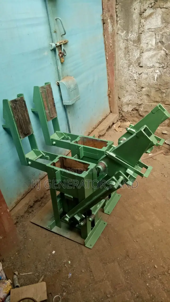 Interlocking Brick Maker
