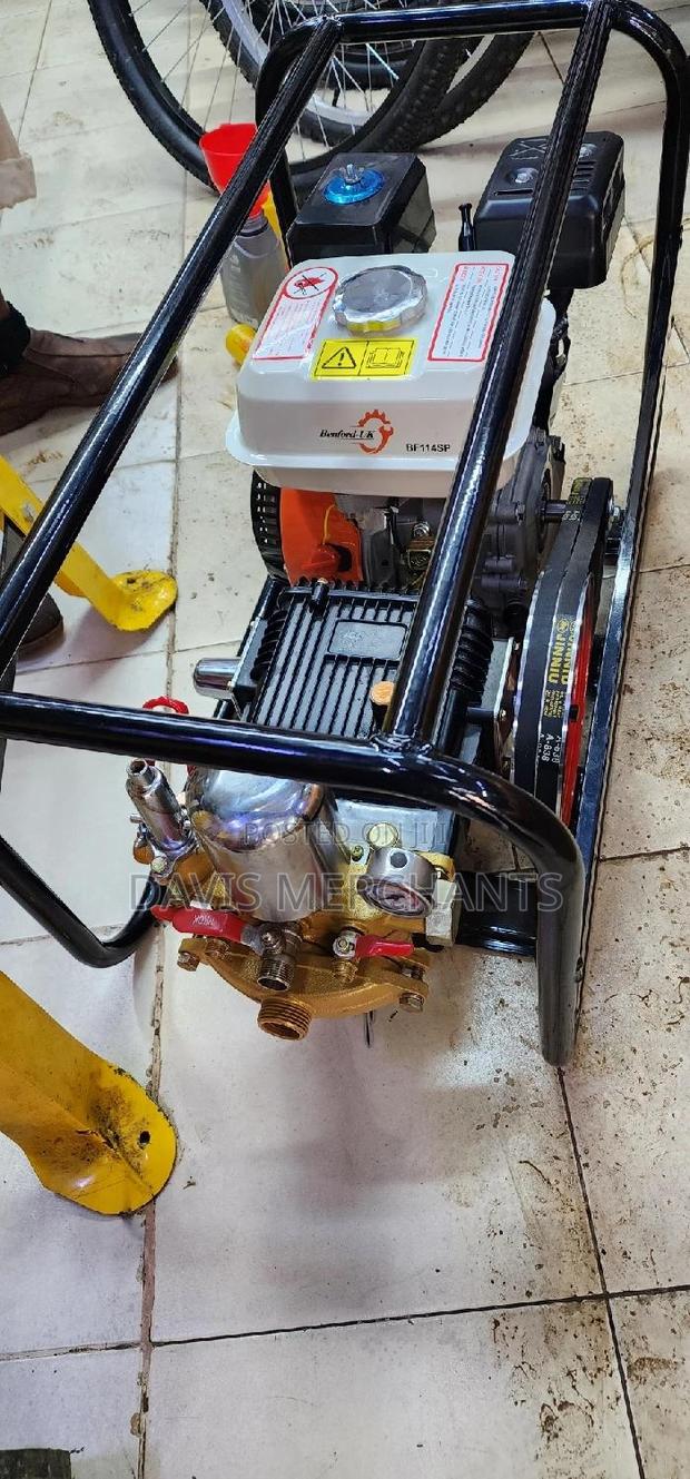 Farm Sprayer Engine With Accessories - main view