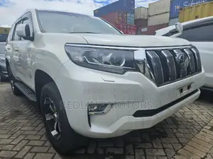 Toyota Land Cruiser Prado 2.8 2019 White