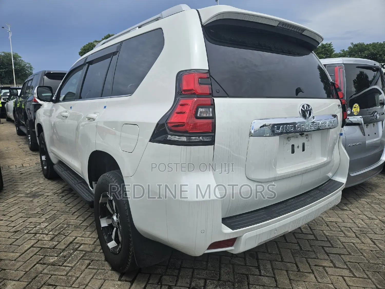 Toyota Land Cruiser Prado 2.8 2019 White