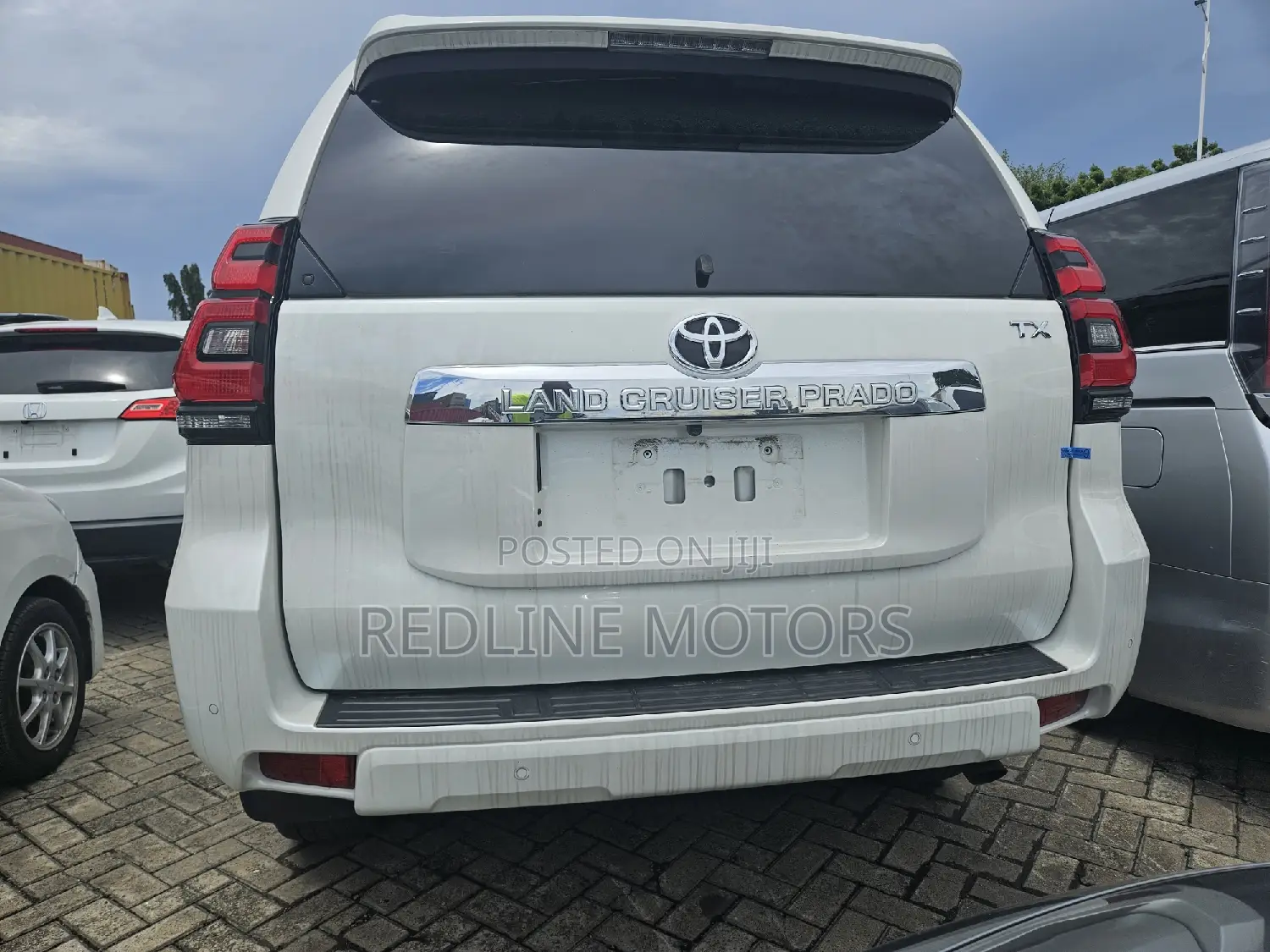 Toyota Land Cruiser Prado 2.8 2019 White