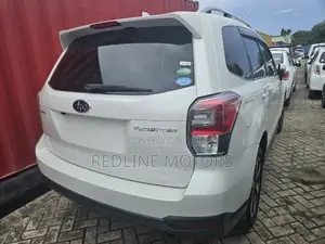 Subaru Forester 2.0XT Premium AWD 2017 Beige