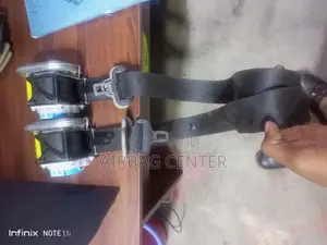 Vitz Seat Belts