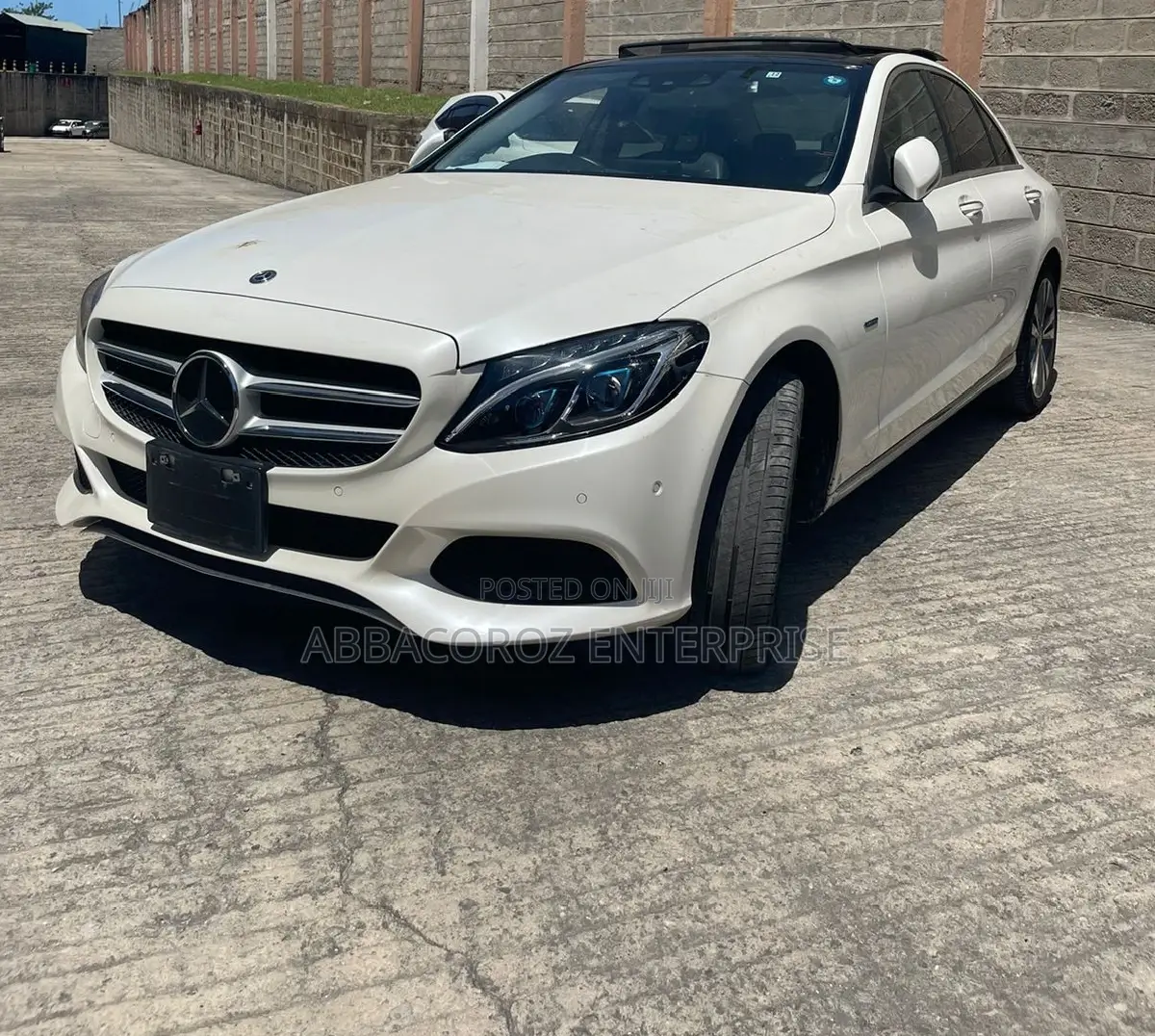 Mercedes-Benz C350 2017 White