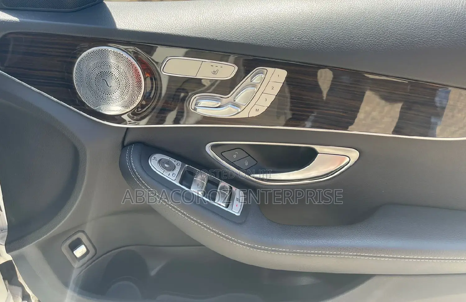 Mercedes-Benz C350 2017 White