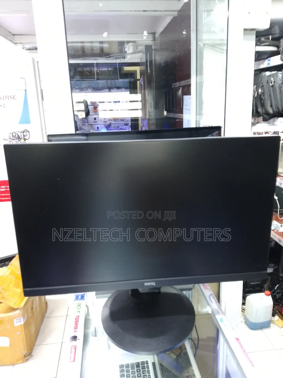 Benq Edge to Edge Monitor 24inchs