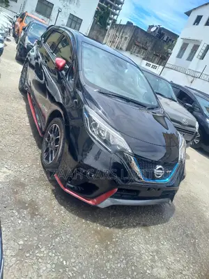 Nissan Note 1.2 Hybrid NISMO 2017 Black