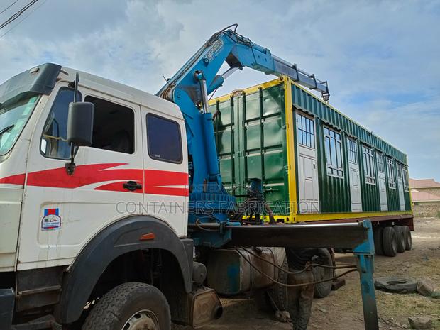 40ft Containers Into Office - main view