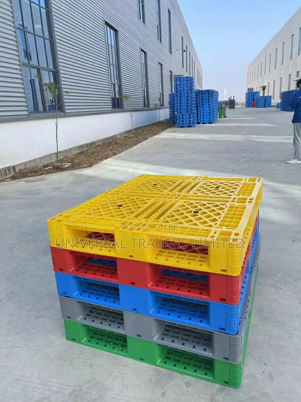 Premium Plastic Pallets - 120x100x15cms