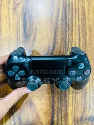 Play Station 4 Standard, 20 Games