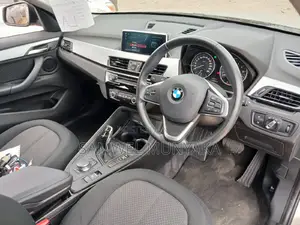 BMW X1 xDrive28i AWD 2017 Brown
