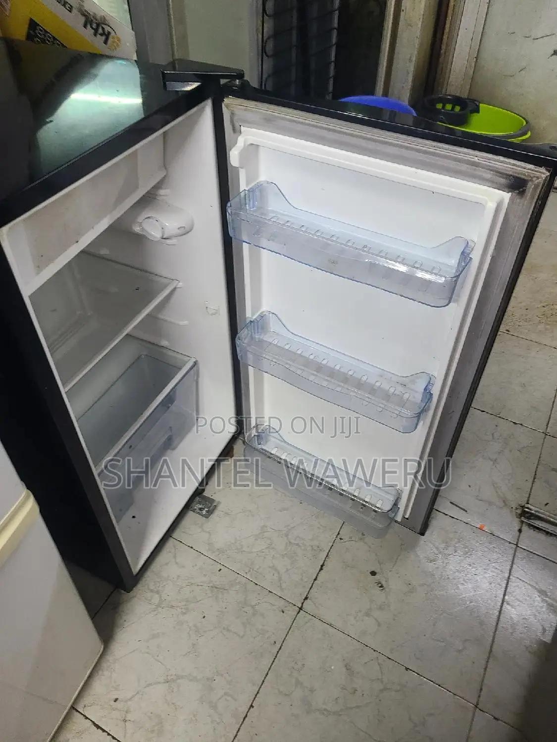 Single Door Fridge 90 Litres