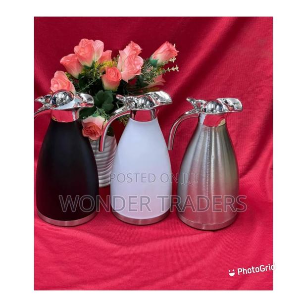 2 Litres Unbreakable Flask Black and White