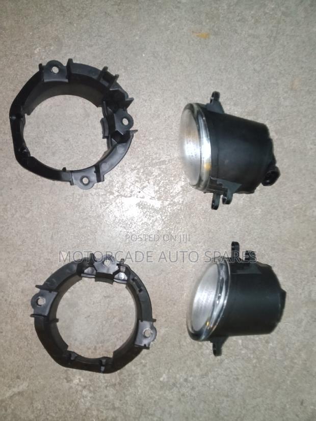 Toyota Fielder 2010 Fog Lights