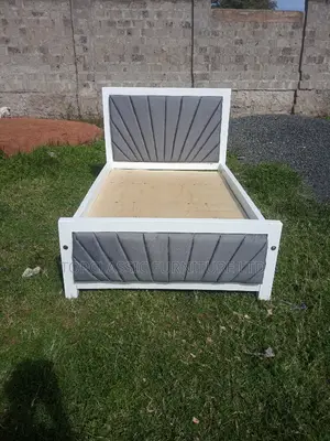 Bed's Bed's 4×6