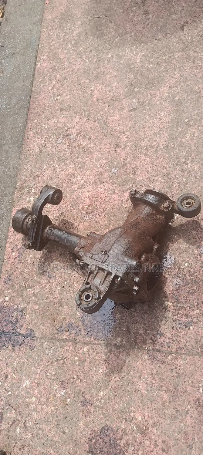 Landcruiser Vx, J79 Front and Rear Differential Available.