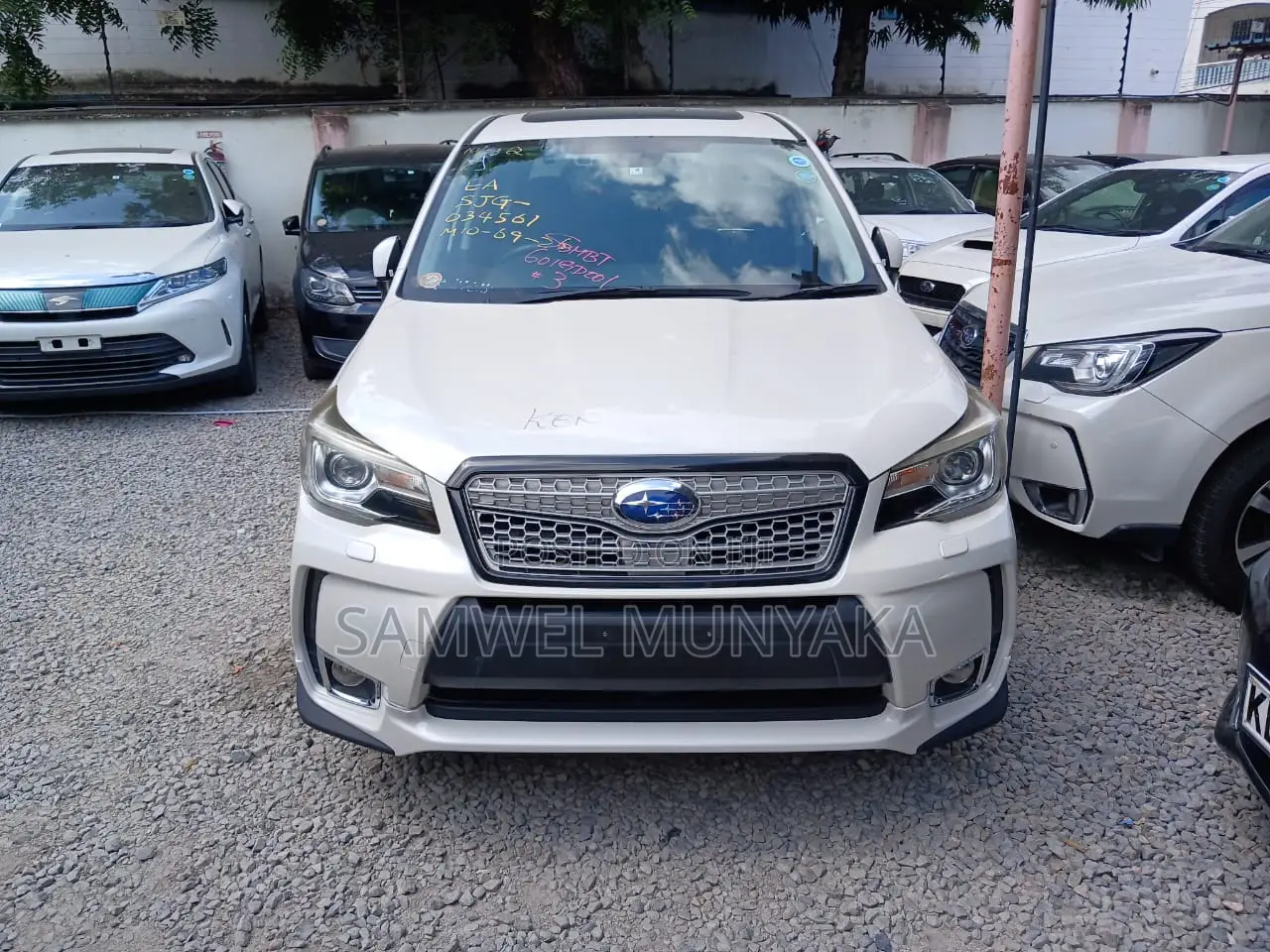 Subaru Forester 2.0XT Premium AWD 2017 Pearl