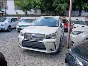 Subaru Forester 2.0XT Premium AWD 2017 Pearl