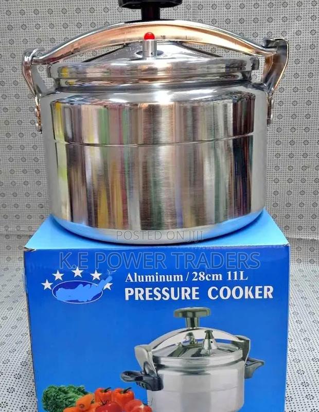 11L Smart Pressure Cooker - main view