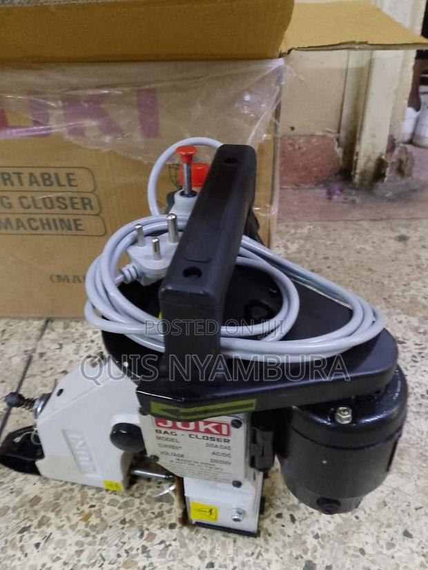 Commercial Bag Closer Juki - main view