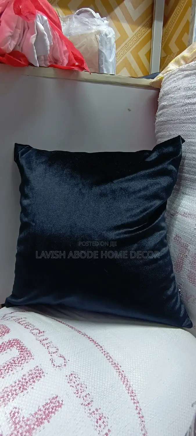 Black Velvet Throw Pillow Cover Case 45 by 45cm (18by18inch)