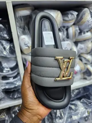 Fashion LV Slides