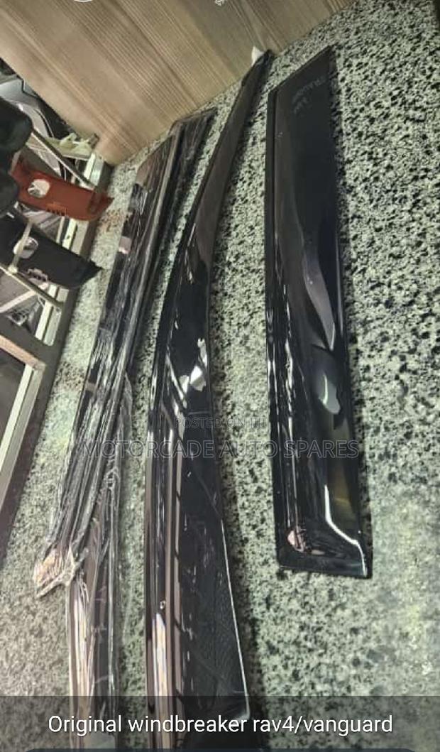 Toyota Vanguard/Rav4 Original Windbreakers - main view