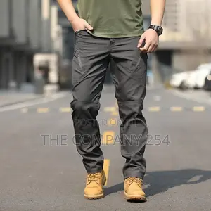 Colors 
Khaki 
Dark Brown 
Colors: Black, Green 
Sizes