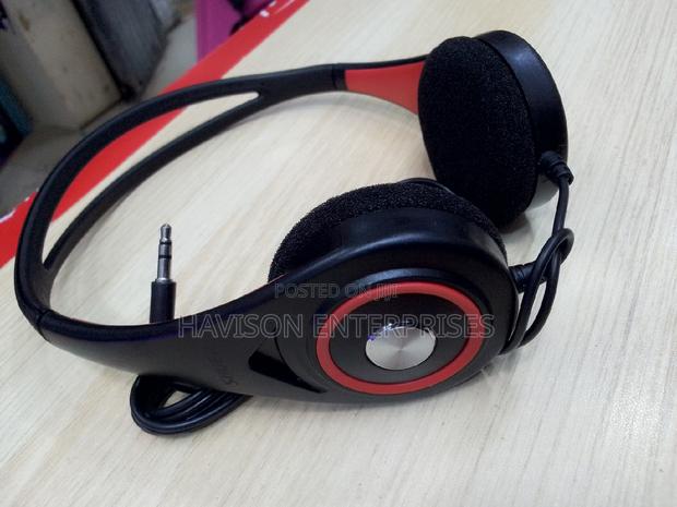 Wired Head Phones - main view